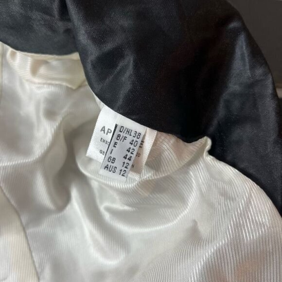 Apanage Women's Size 8 38 Vintage Satin Long Sleeve Blazer Suit Solid Black - Picture 12 of 16